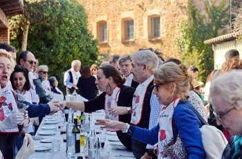 Ore 19:00  La Calotada della Casa degli Italiani